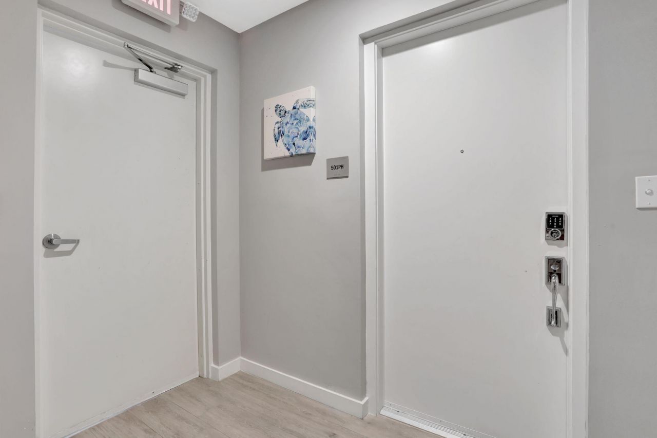 1900 SE 2nd Street, Unit 501, Deerfield Beach, FL 33441 Photo