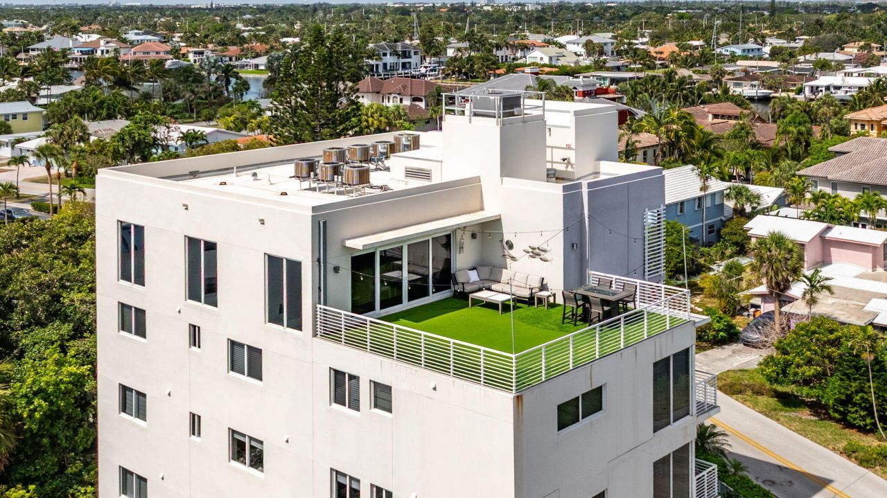 1900 SE 2nd Street, Unit 501, Deerfield Beach, FL 33441 Photo