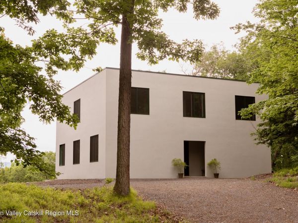 49 Sky Top Road, Copake, NY 12516