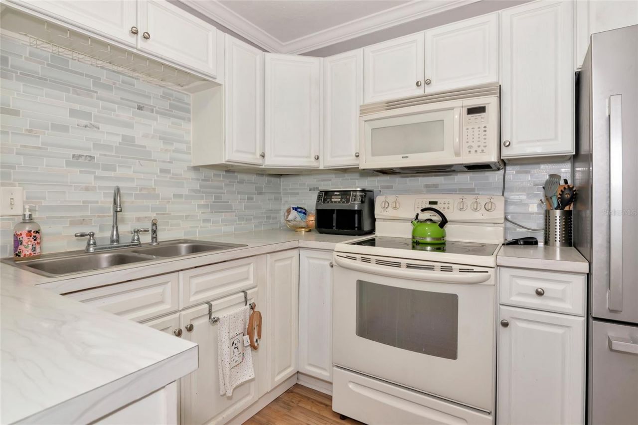 2004 19th Street W, Bradenton, FL 34205 Photo