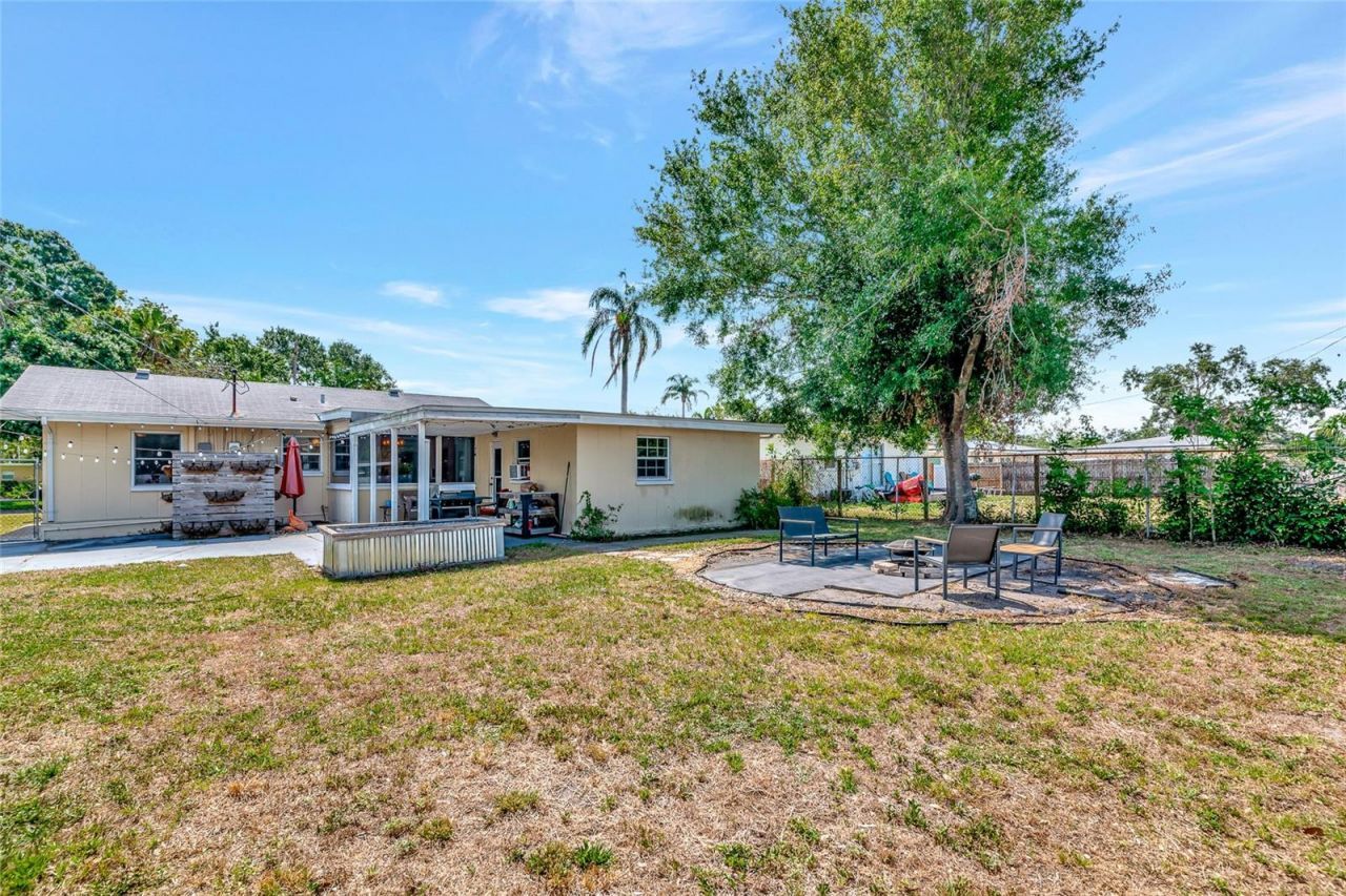 2004 19th Street W, Bradenton, FL 34205 Photo