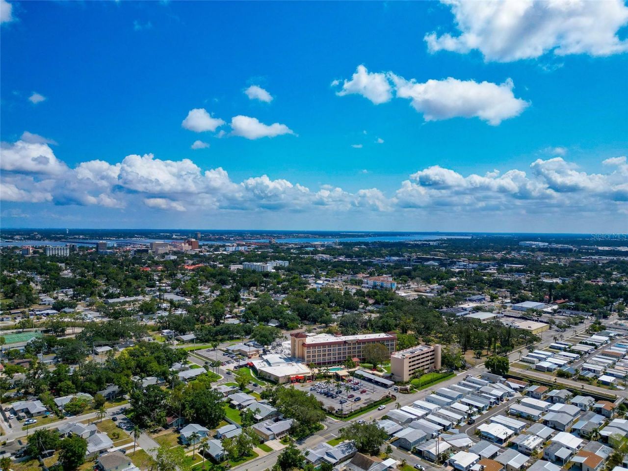 2004 19th Street W, Bradenton, FL 34205 Photo