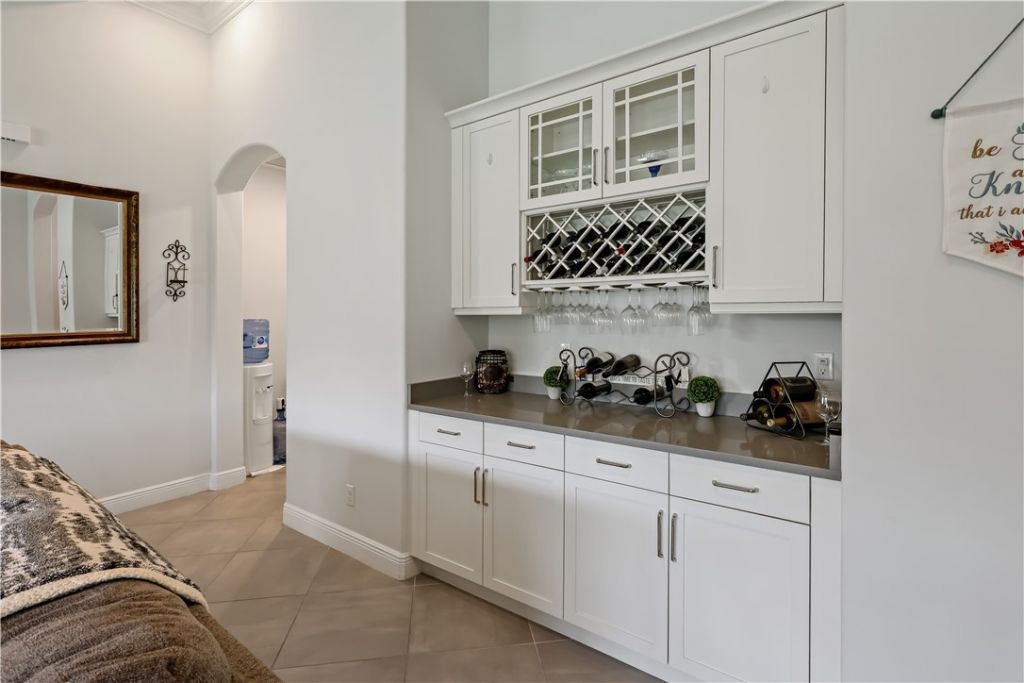 4725 Four Lakes Circle Sw, Vero Beach, FL 32968 Photo