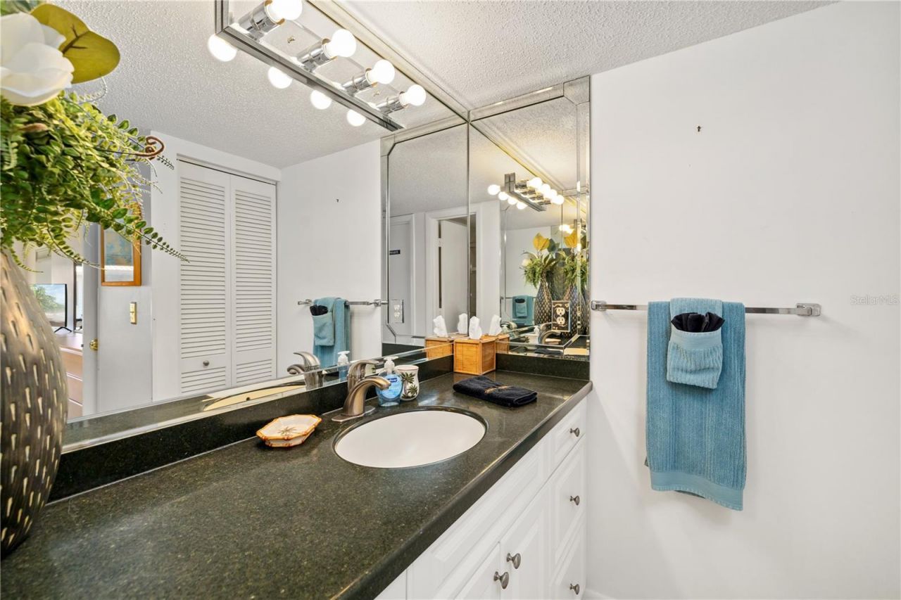6204 Midnight Pass Road, Unit 201, Sarasota, FL 34242 Photo