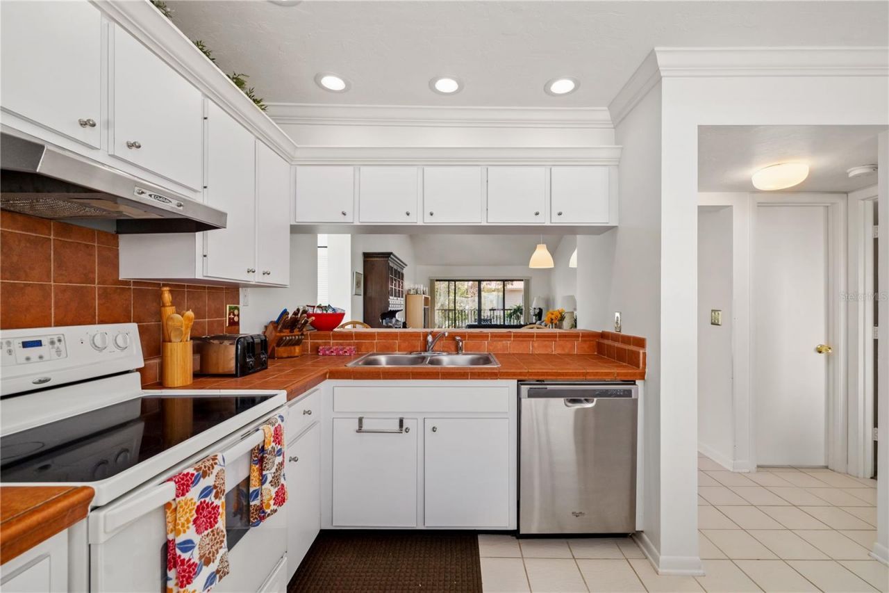 6204 Midnight Pass Road, Unit 201, Sarasota, FL 34242 Photo