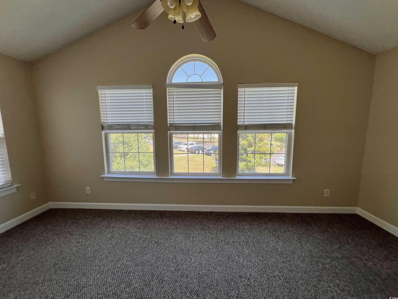 4394 Daphne Ln. Photo 12