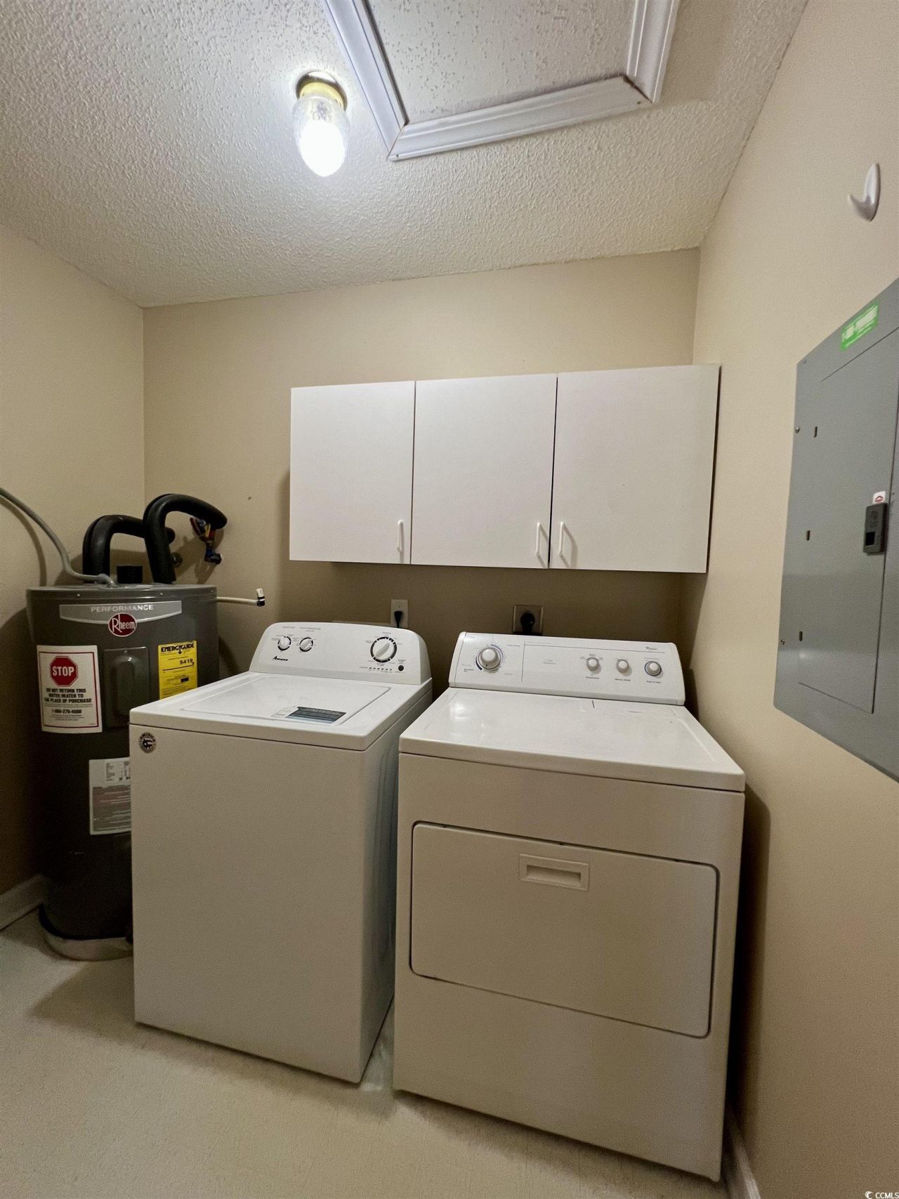 4394 Daphne Ln. Photo 14