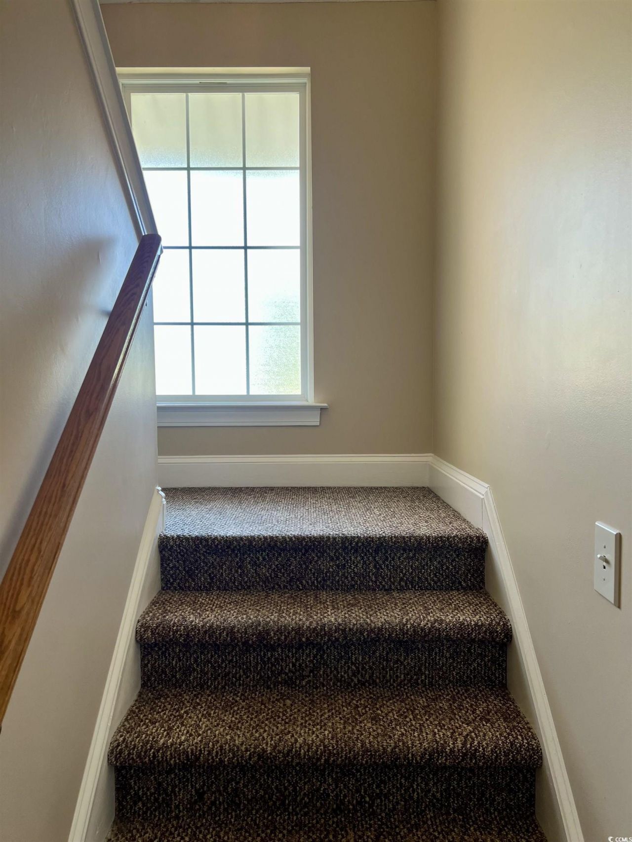 4394 Daphne Ln. Photo 5