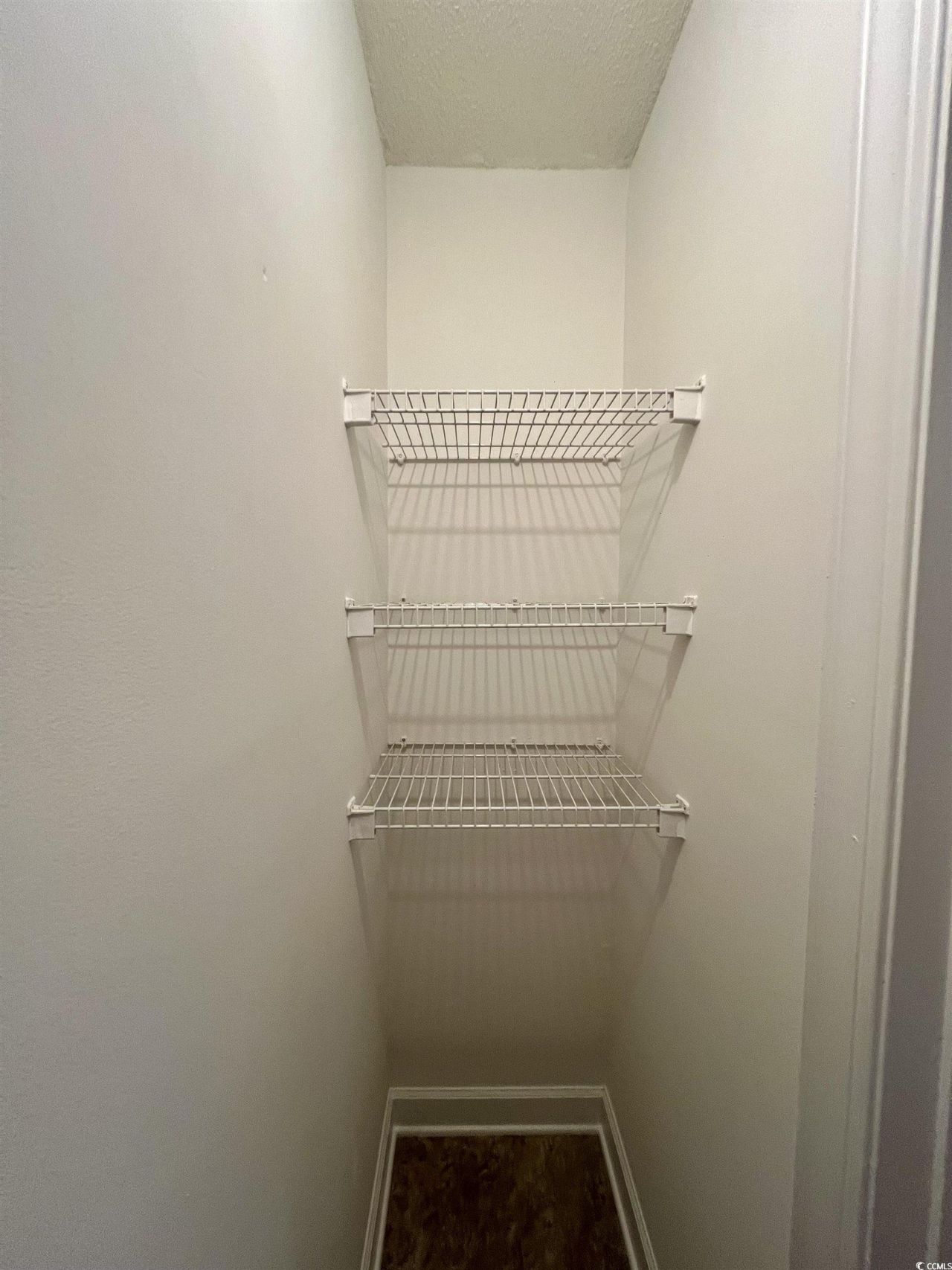 4394 Daphne Ln. Photo 8