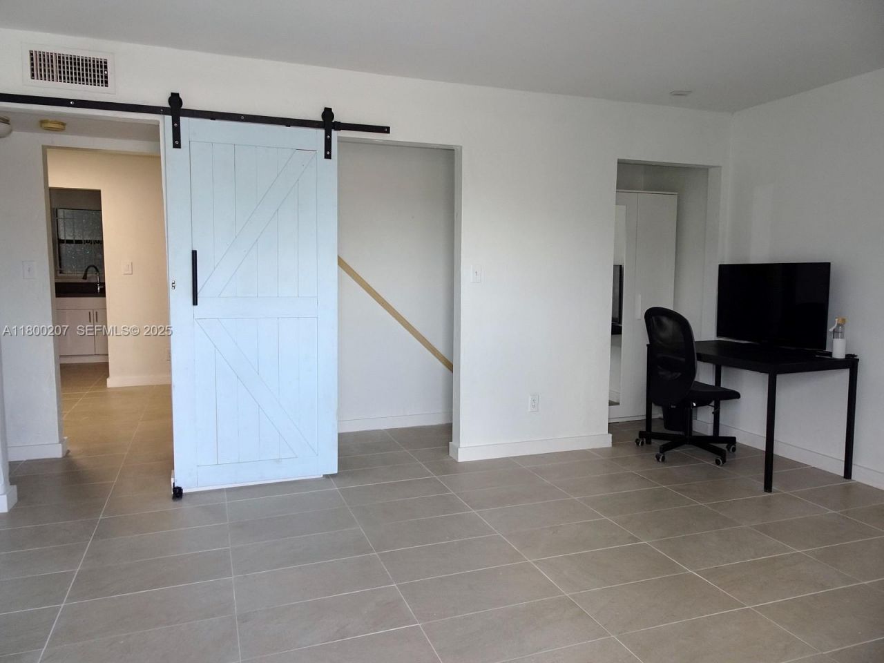 13500 NE 3rd Ct, Unit 217, North Miami, FL 33161 Photo