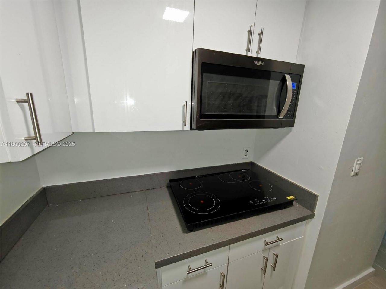 13500 NE 3rd Ct, Unit 217, North Miami, FL 33161 Photo