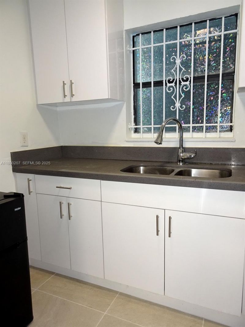 13500 NE 3rd Ct, Unit 217, North Miami, FL 33161 Photo