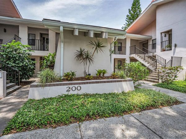 300 S FLORIDA AVENUE, Unit 200J, TARPON SPRINGS, FL 34689