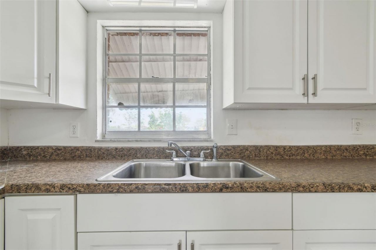 35331 State Road 54, Zephyrhills, FL 33541 Photo