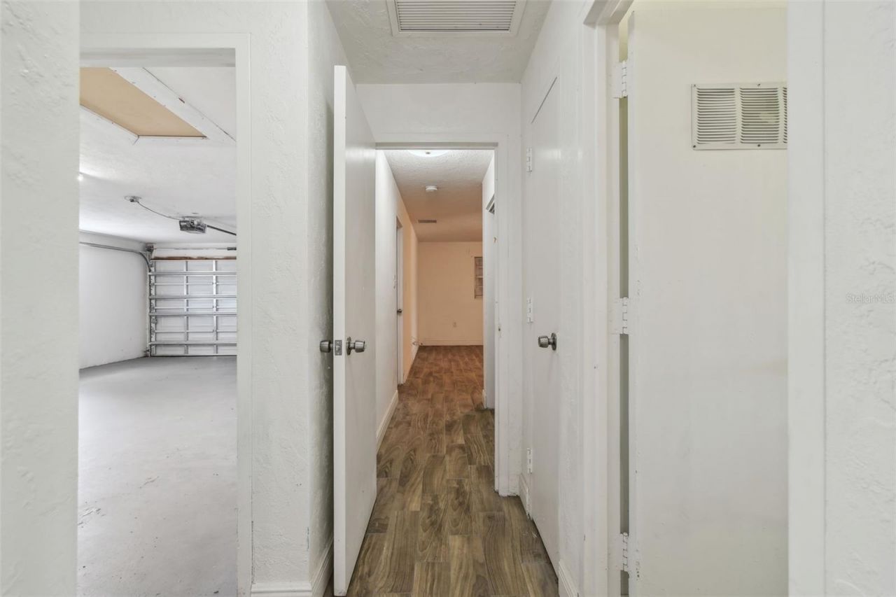 35331 State Road 54, Zephyrhills, FL 33541 Photo