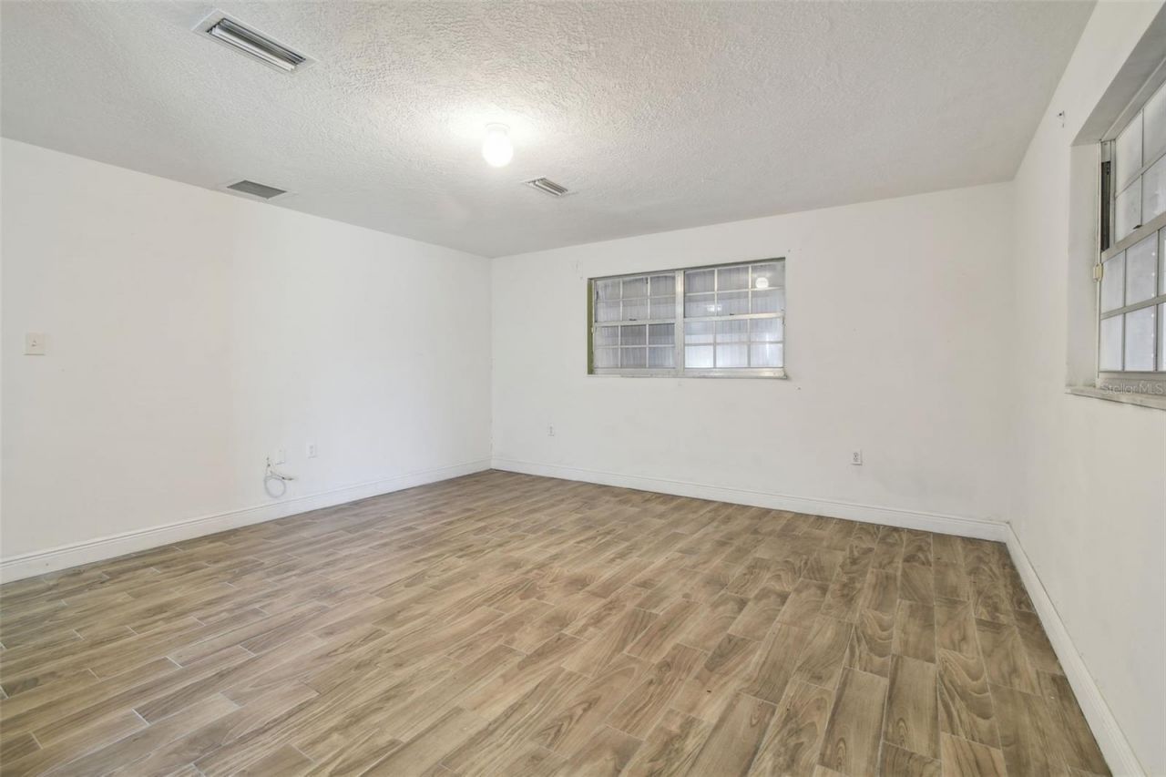 35331 State Road 54, Zephyrhills, FL 33541 Photo