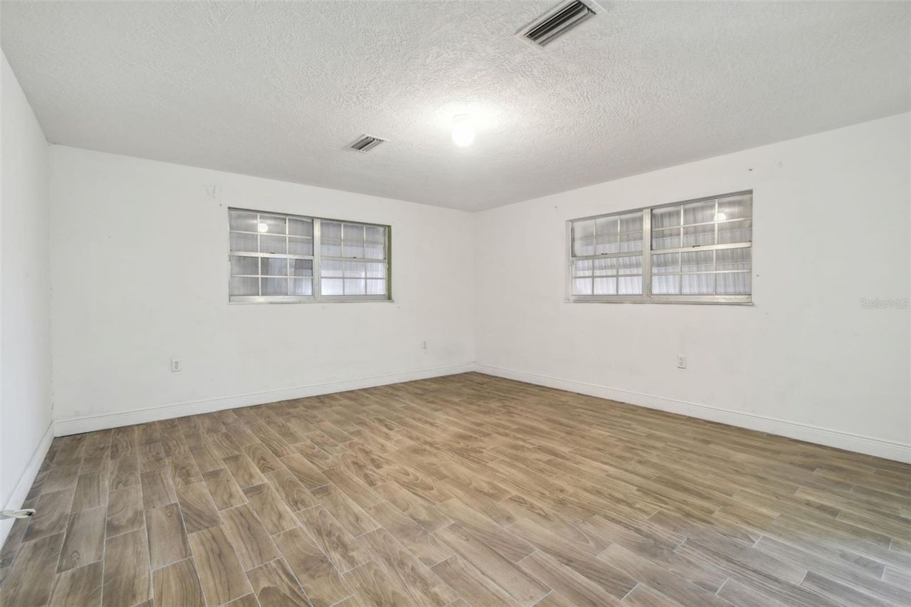 35331 State Road 54, Zephyrhills, FL 33541 Photo