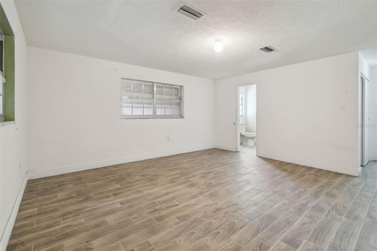 35331 State Road 54, Zephyrhills, FL 33541 Photo