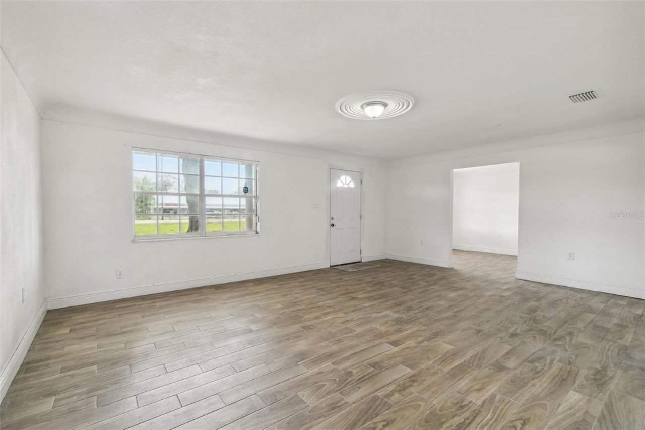 35331 State Road 54, Zephyrhills, FL 33541 Photo