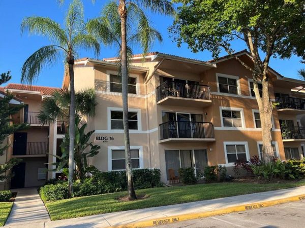 9055 Wiles Road, Unit 307, Coral Springs, FL 33067