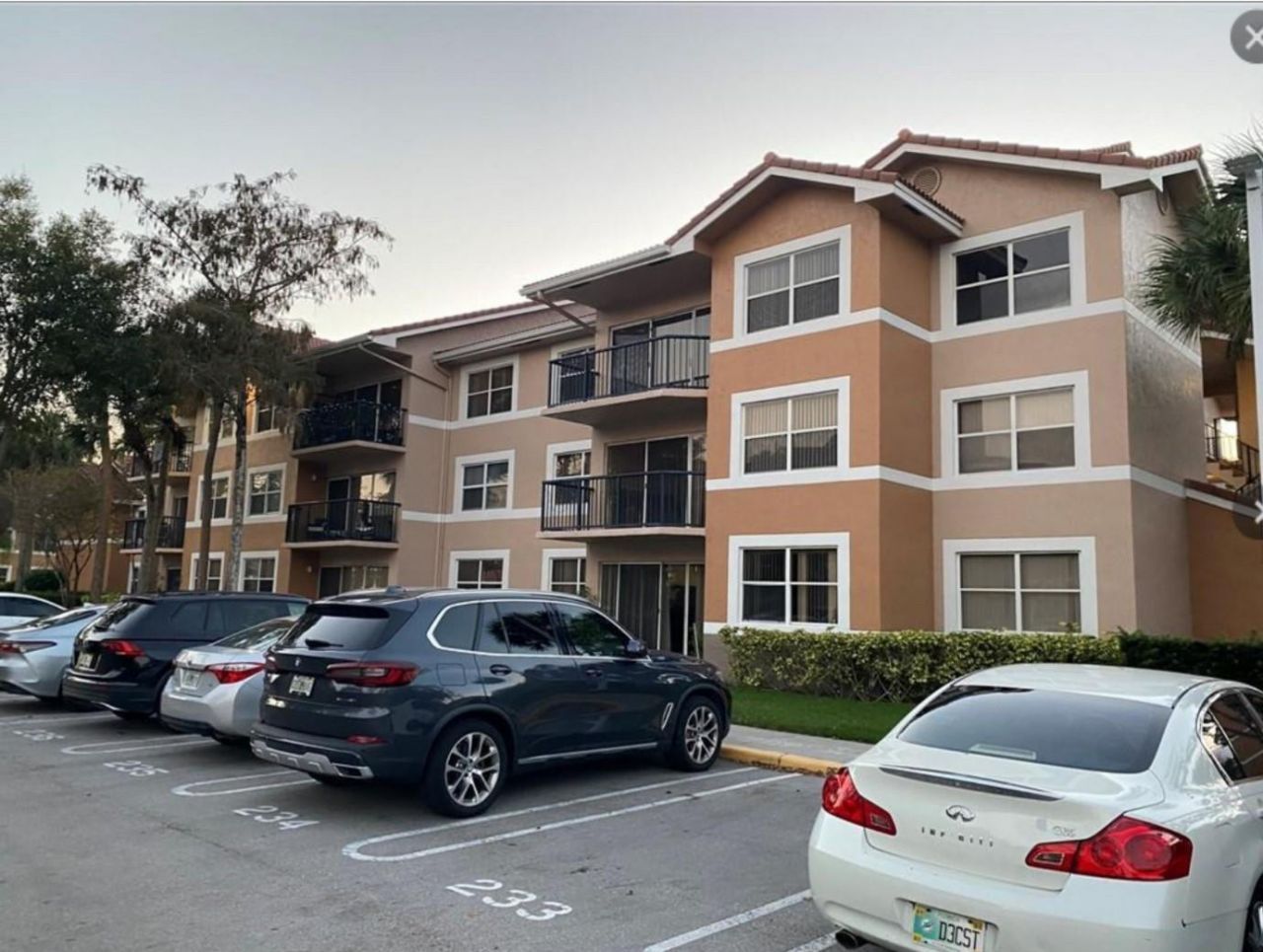9055 Wiles Road, Unit 307, Coral Springs, FL 33067 Photo