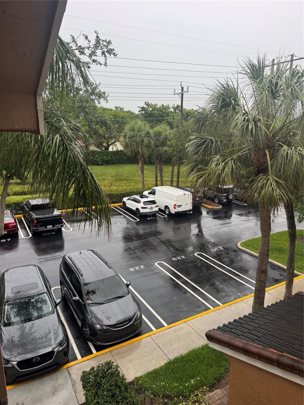 9055 Wiles Road, Unit 307, Coral Springs, FL 33067 Photo