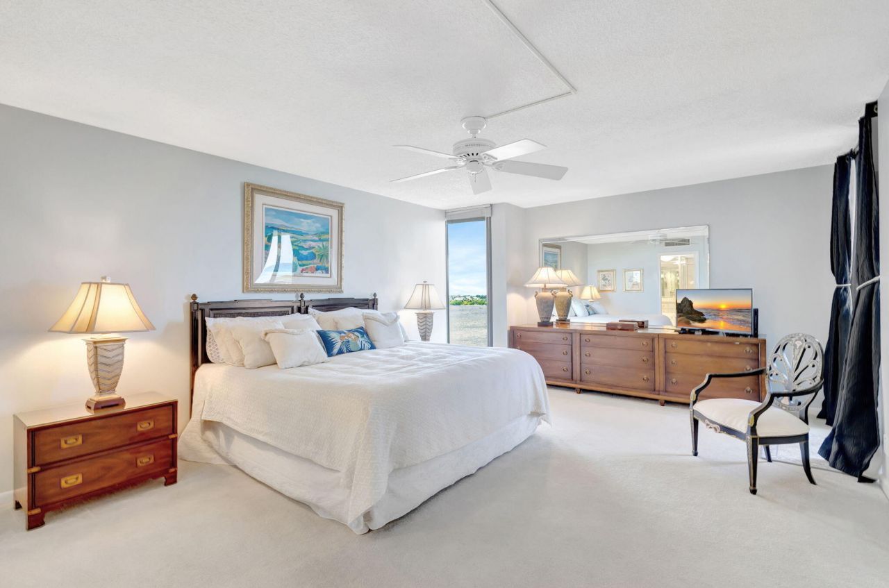 5550 N Ocean Drive, Unit 7-C, Singer Island, FL 33404 Photo