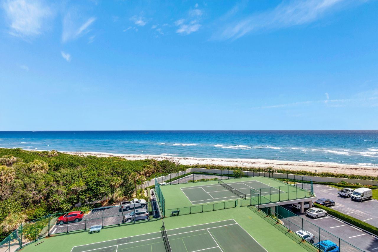 5550 N Ocean Drive, Unit 7-C, Singer Island, FL 33404 Photo