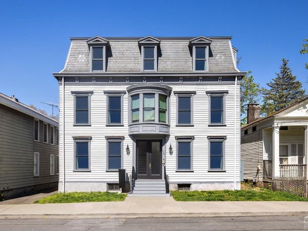 356 Union, Hudson, NY 12534