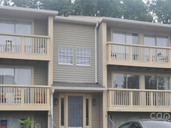 1600 H Arlyn Circle, Charlotte, NC 28213