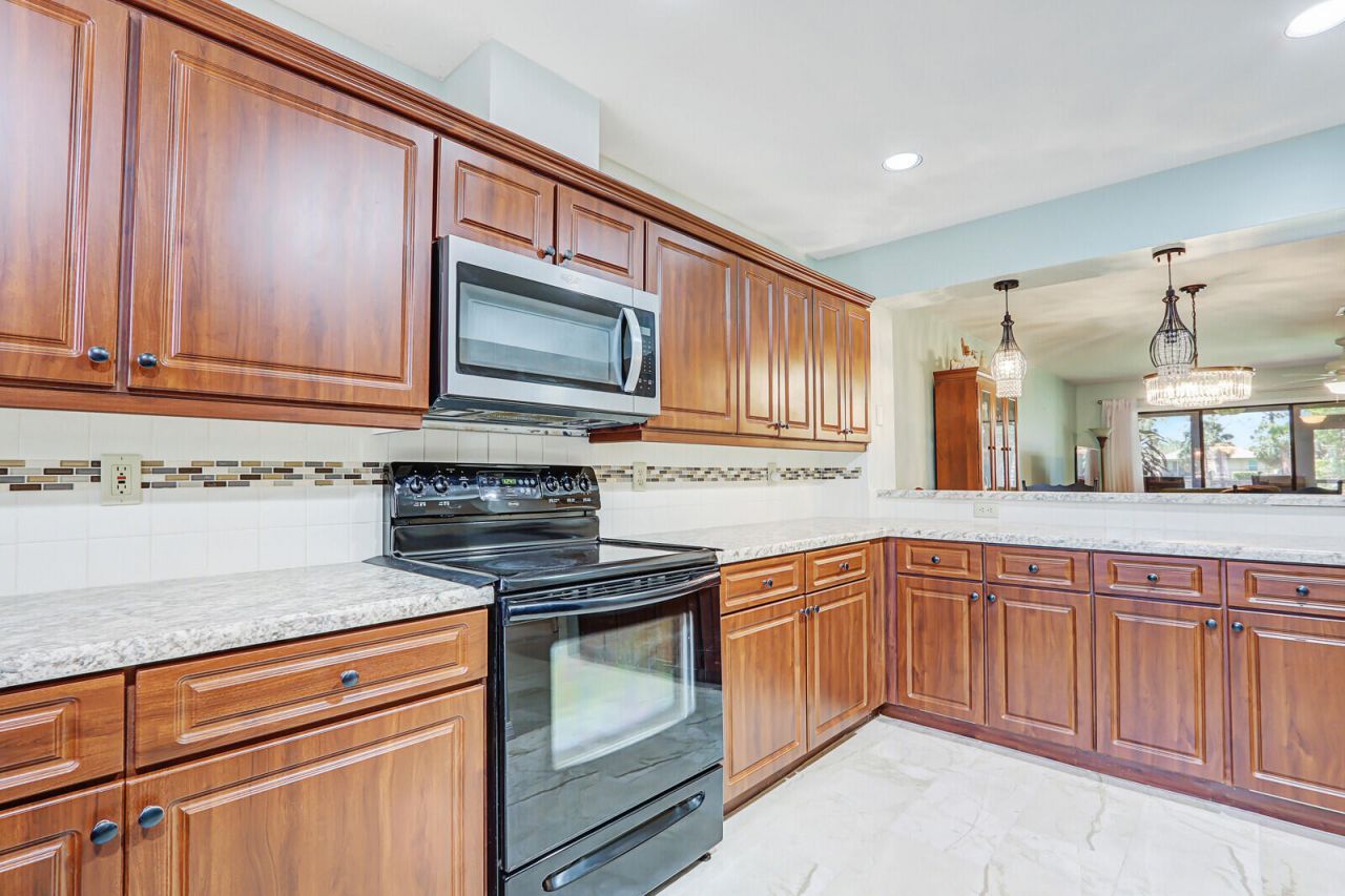 6148 SE Georgetown Place, Unit 805, Hobe Sound, FL 33455 Photo