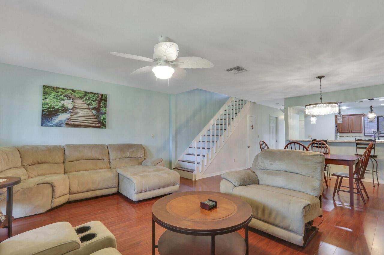 6148 SE Georgetown Place, Unit 805, Hobe Sound, FL 33455 Photo
