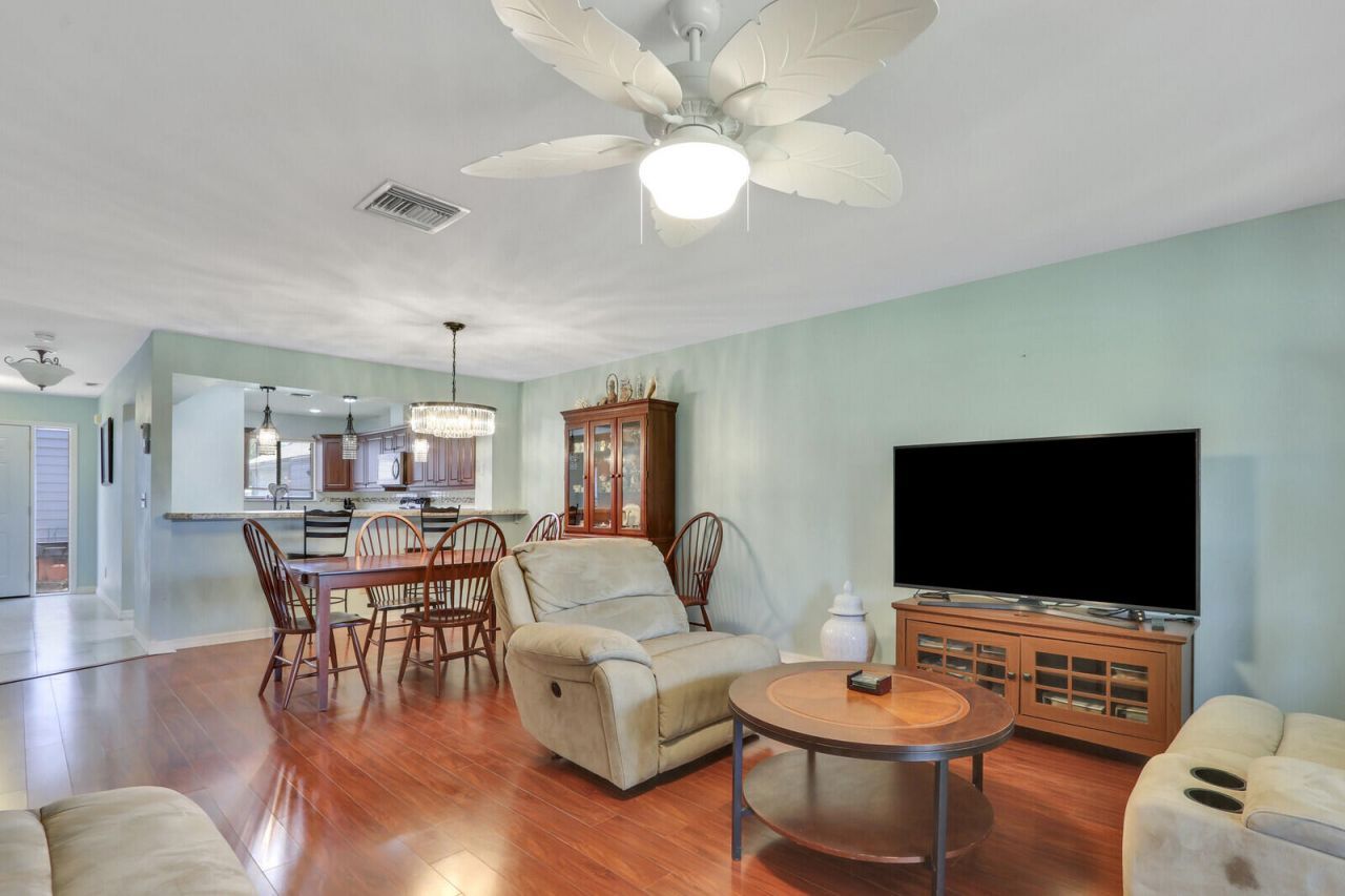 6148 SE Georgetown Place, Unit 805, Hobe Sound, FL 33455 Photo