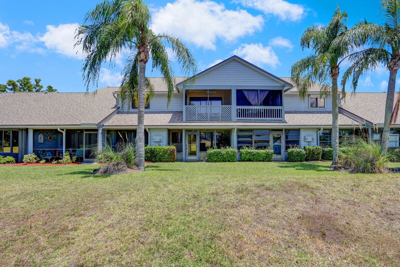 6148 SE Georgetown Place, Unit 805, Hobe Sound, FL 33455 Photo