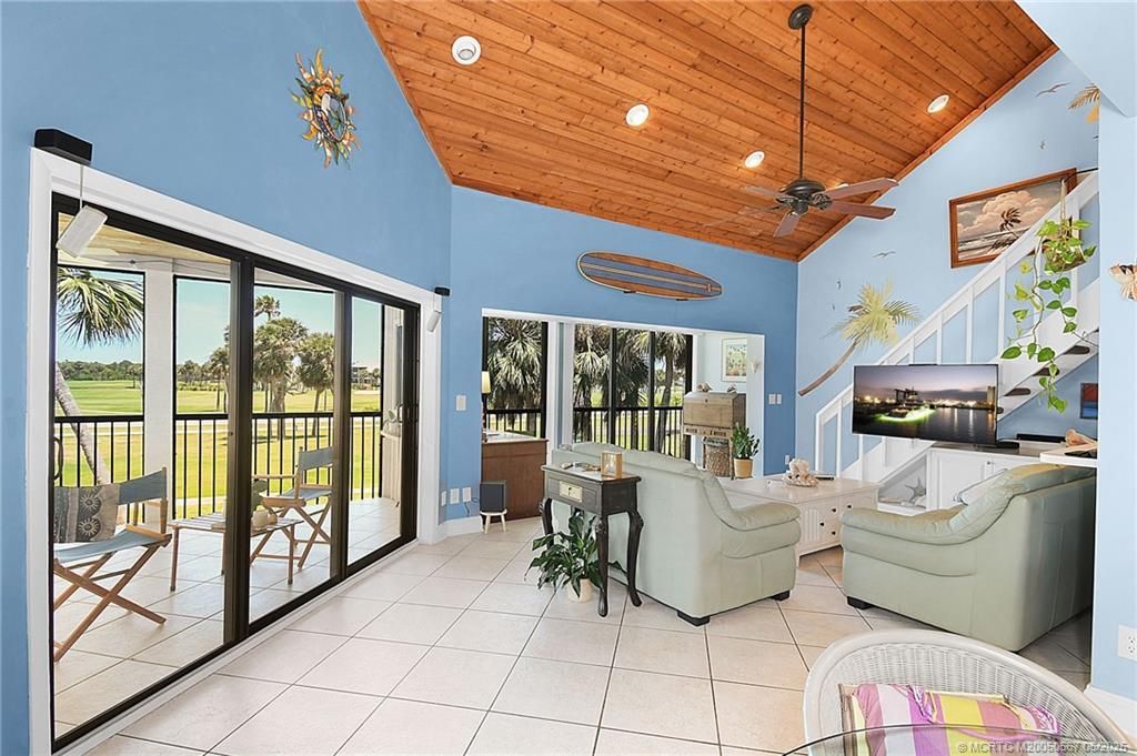 324 NE Golfview Circle, Unit 324, Stuart, FL 34996 Photo