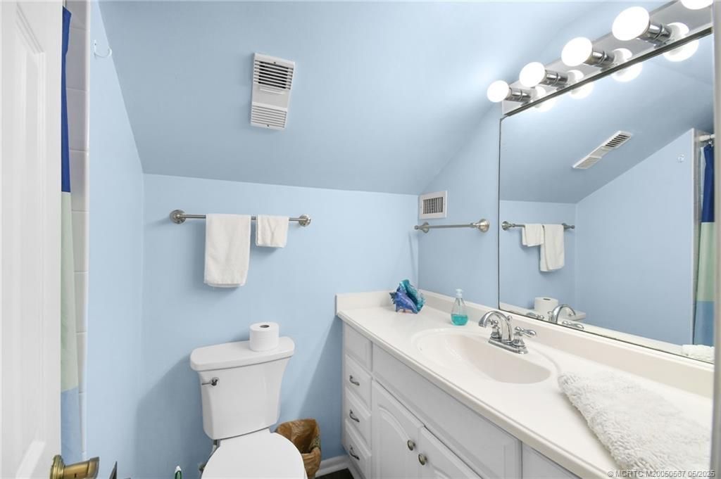324 NE Golfview Circle, Unit 324, Stuart, FL 34996 Photo