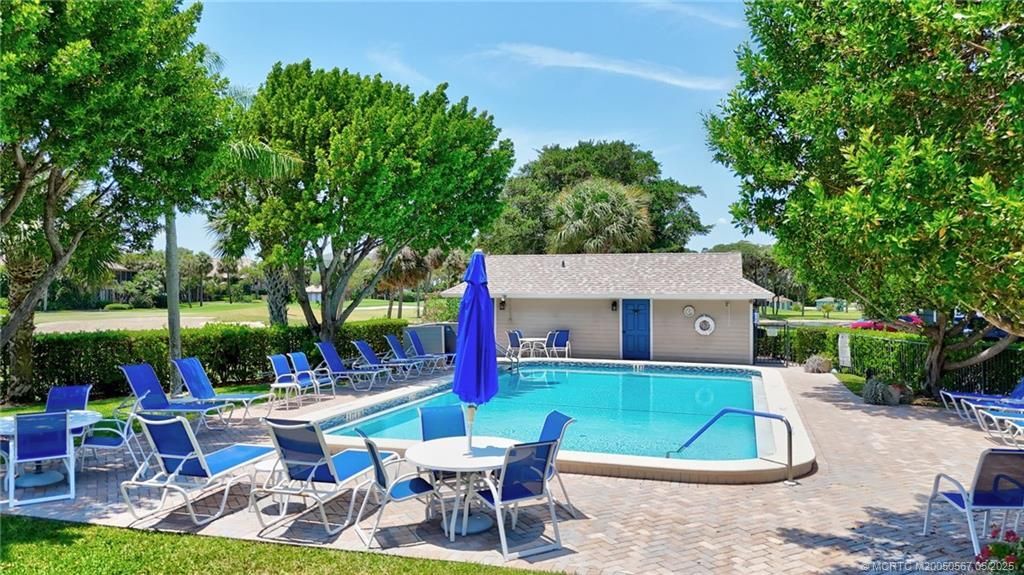 324 NE Golfview Circle, Unit 324, Stuart, FL 34996 Photo
