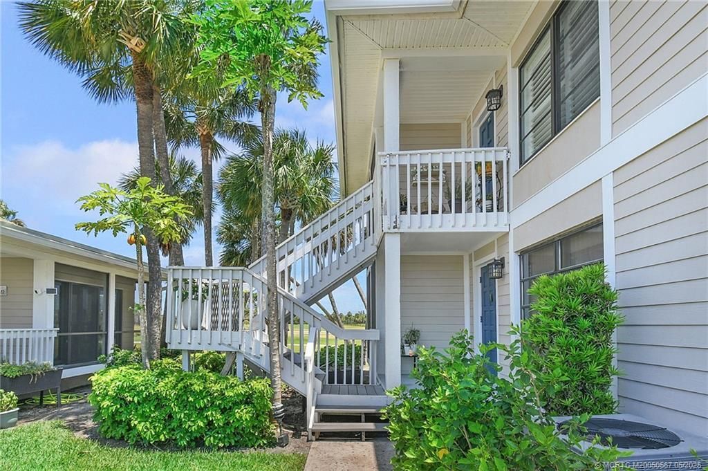 324 NE Golfview Circle, Unit 324, Stuart, FL 34996 Photo