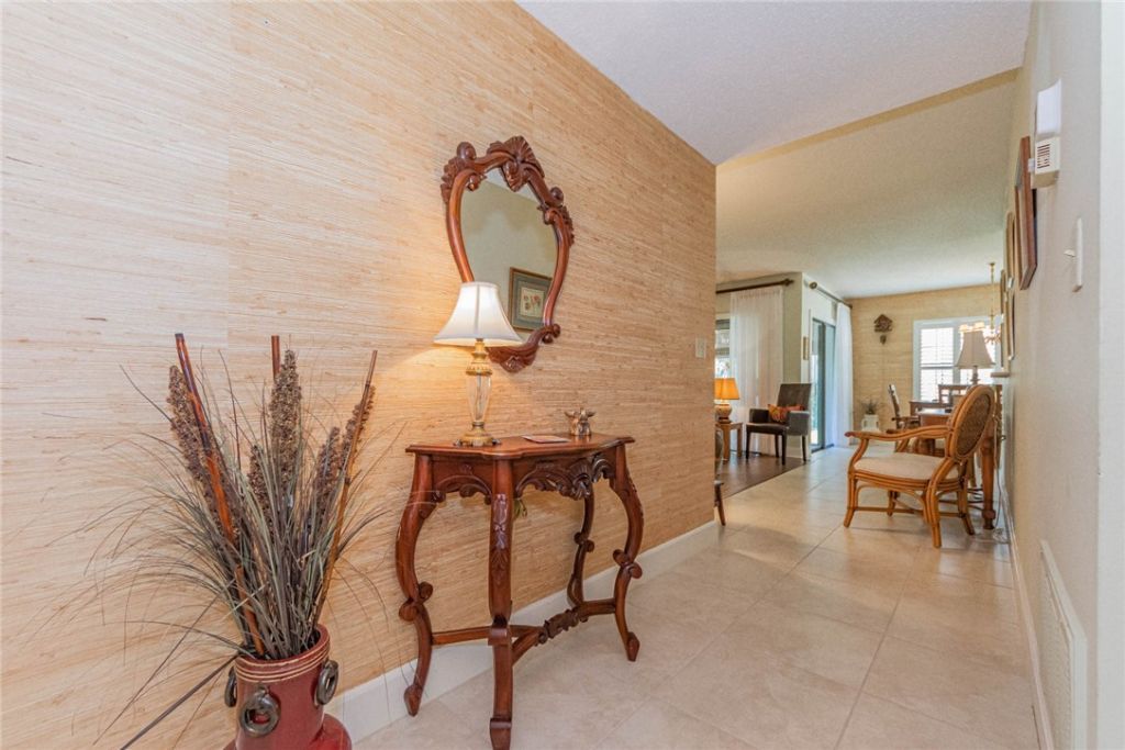5151 Highway A1a, Unit 305, Indian River Shores, FL 32963 Photo
