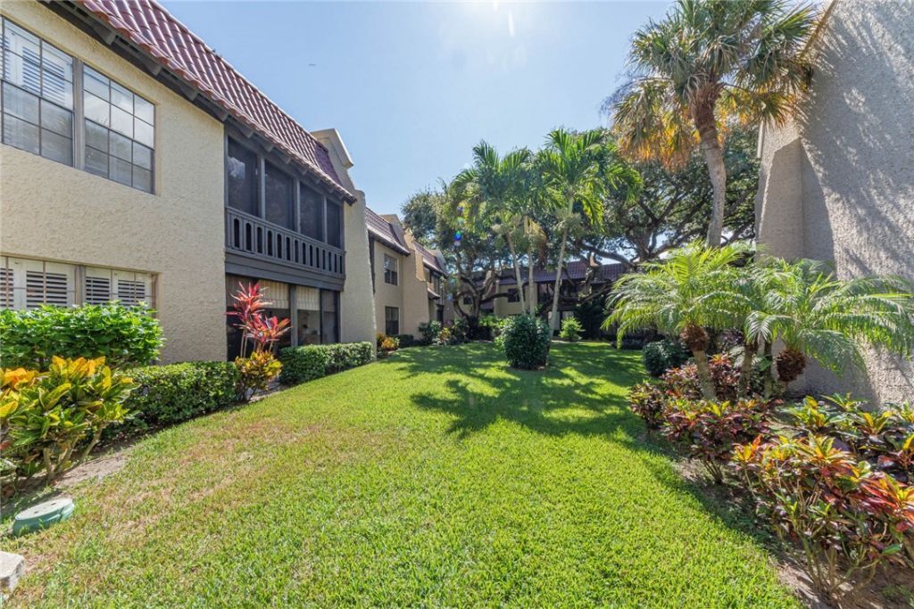 5151 Highway A1a, Unit 305, Indian River Shores, FL 32963 Photo