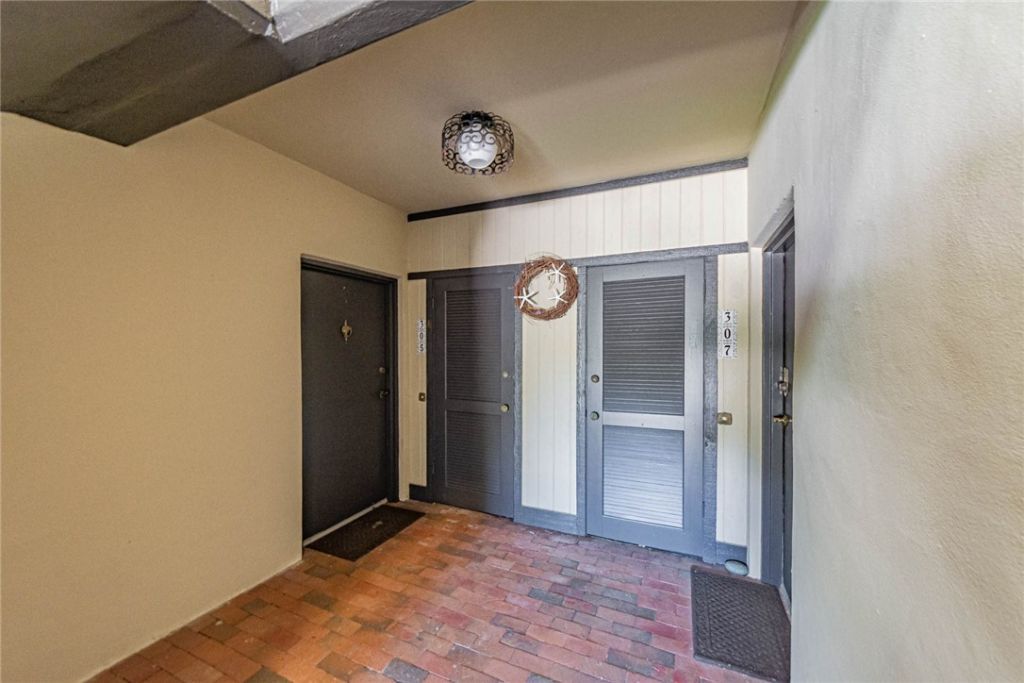 5151 Highway A1a, Unit 305, Indian River Shores, FL 32963 Photo