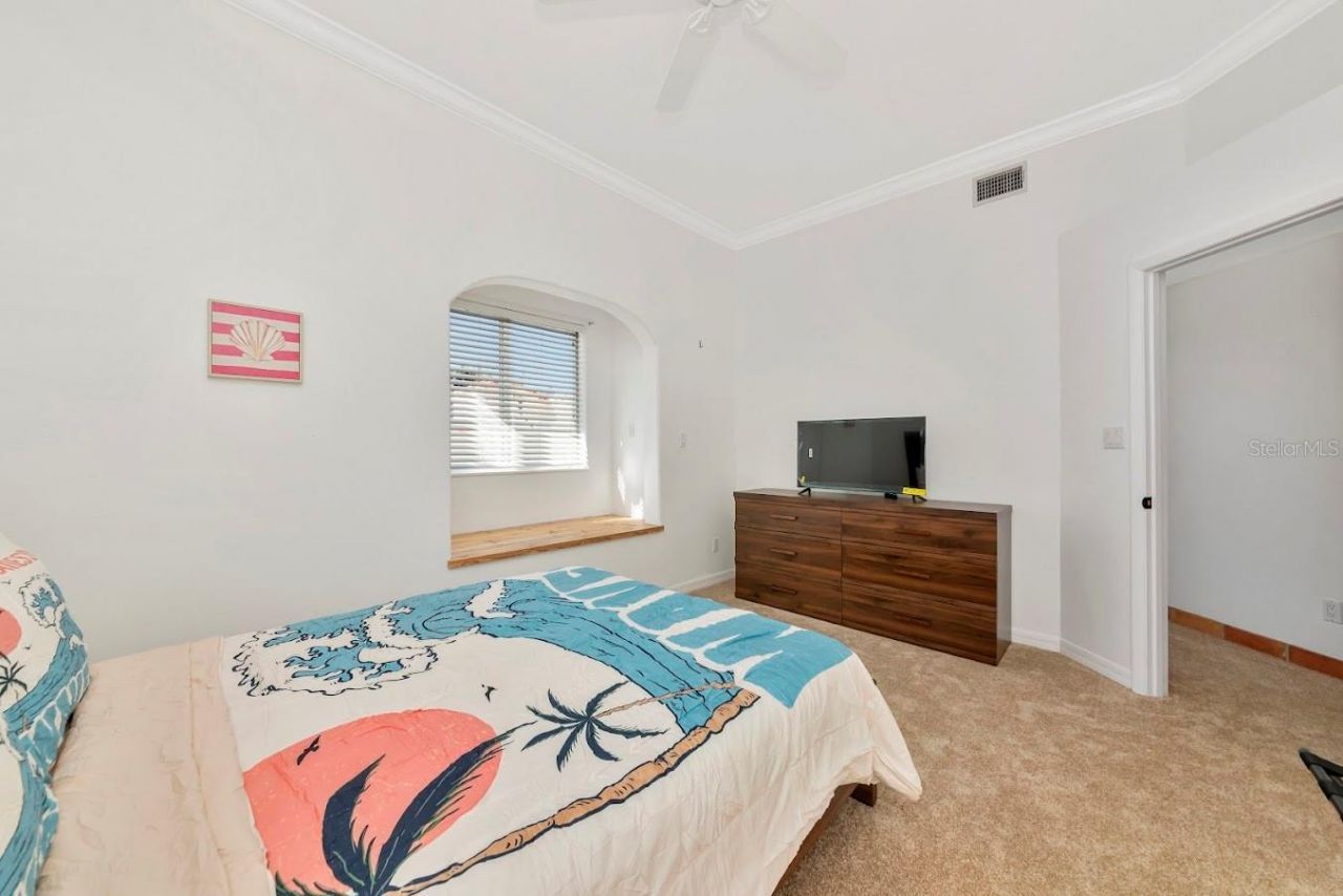 681 Avenida De Mayo, Sarasota, FL 34242 Photo