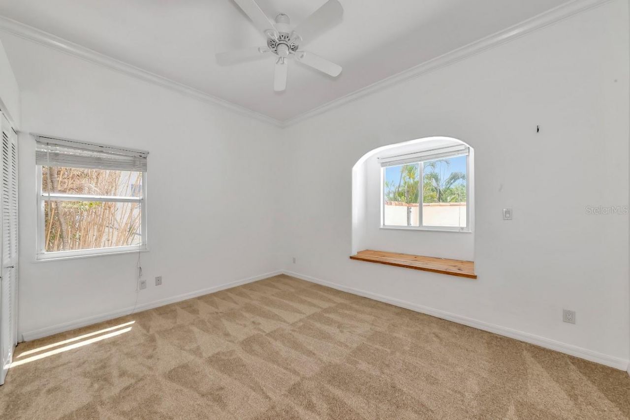 681 Avenida De Mayo, Sarasota, FL 34242 Photo