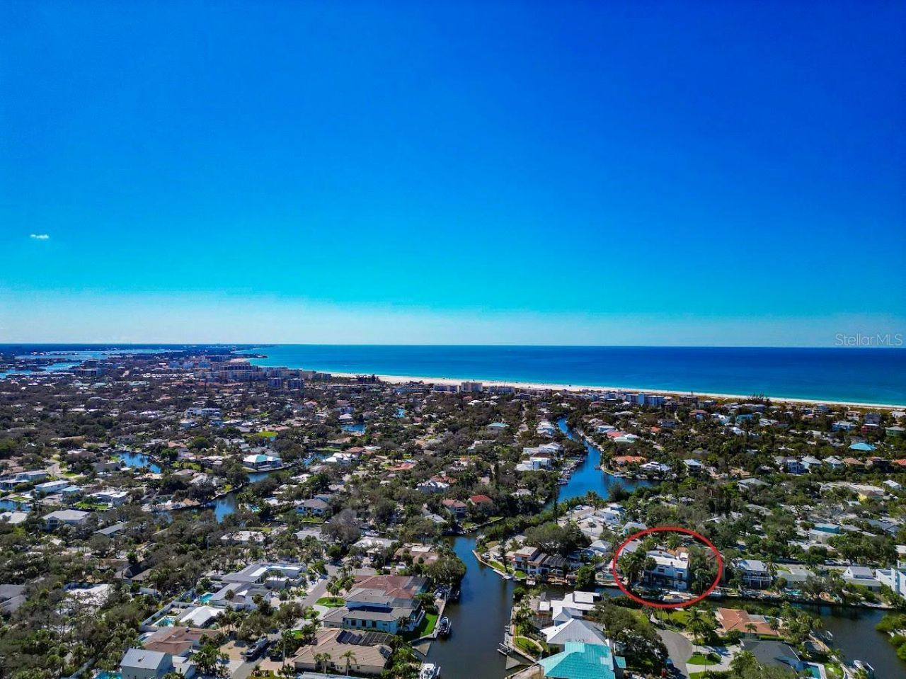 681 Avenida De Mayo, Sarasota, FL 34242 Photo