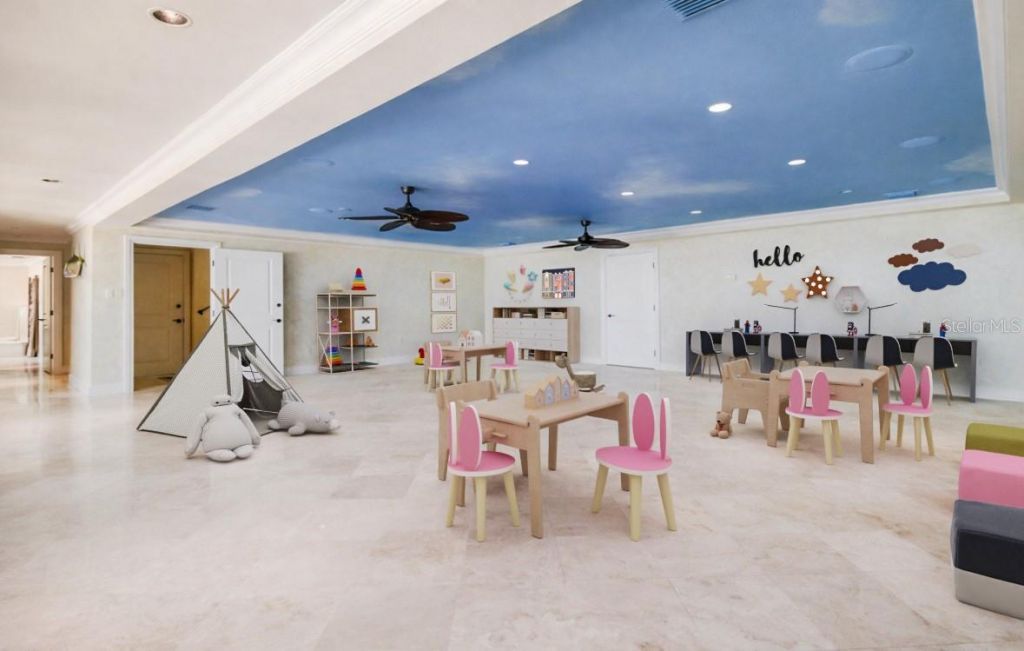 5810 Mariner Street, Tampa, FL 33609 Photo