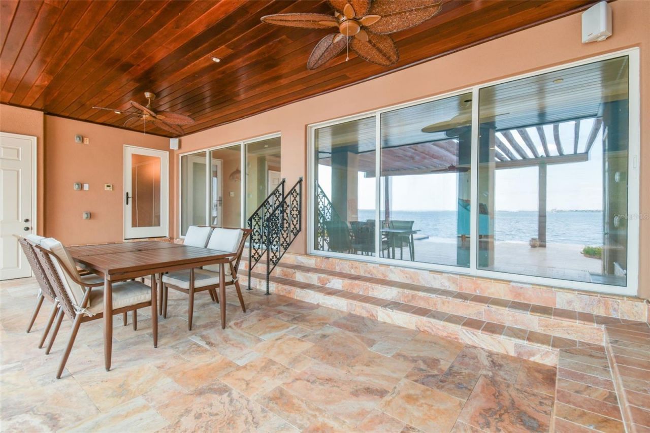 5810 Mariner Street, Tampa, FL 33609 Photo