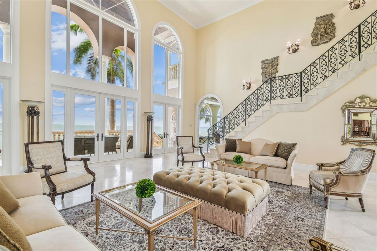 5810 Mariner Street, Tampa, FL 33609 Photo