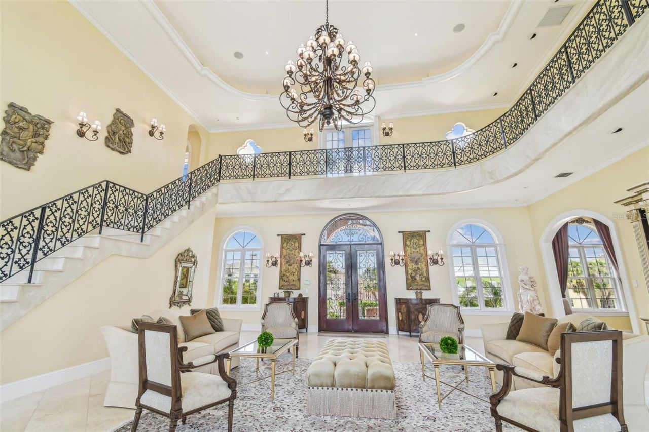 5810 Mariner Street, Tampa, FL 33609 Photo