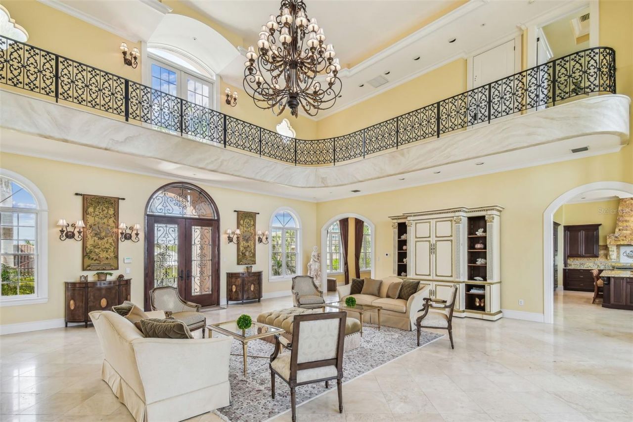 5810 Mariner Street, Tampa, FL 33609 Photo