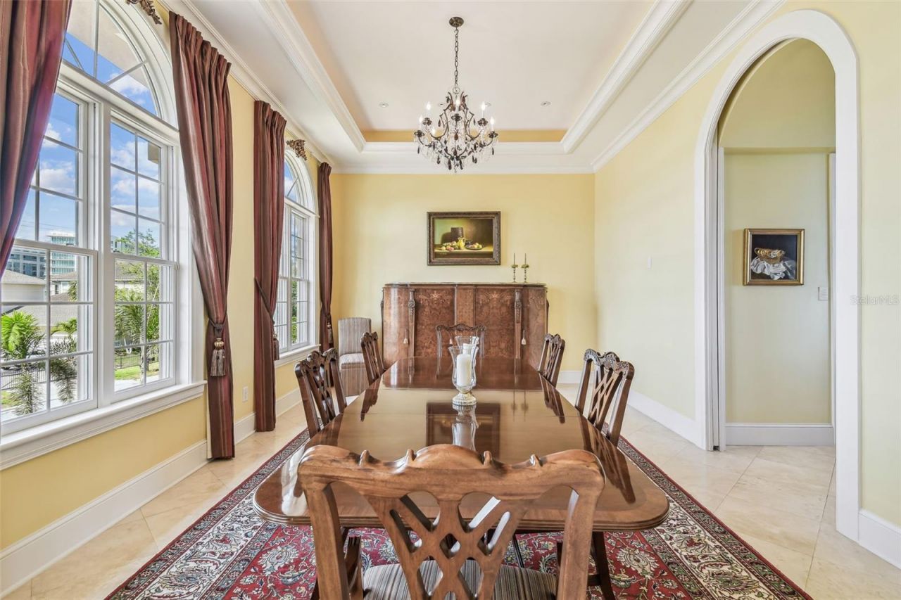 5810 Mariner Street, Tampa, FL 33609 Photo